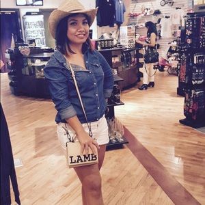 Meet your Posher, Sunny